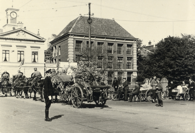 600816 Afbeelding van een geschut voortgetrokken door paarden op de Wittevrouwenbrug over de Stadsbuitengracht te ...